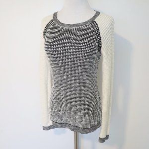 ANN TAYLOR LOFT Size XS Sweater Black Cream